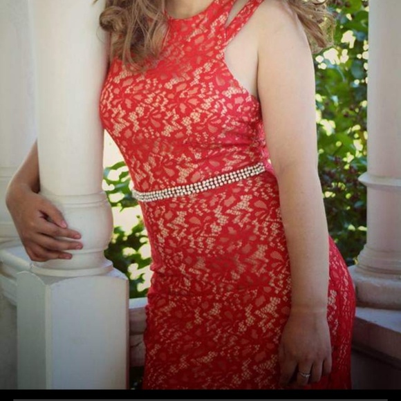 Prom dress - Picture 2 of 2